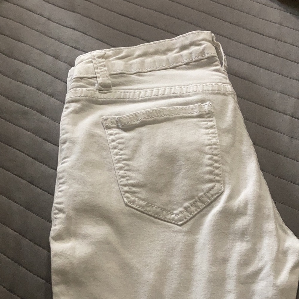 Jeans - Picture 3 of 4